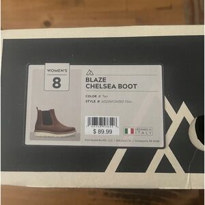 Brand new Alpine women’s size 8 boots